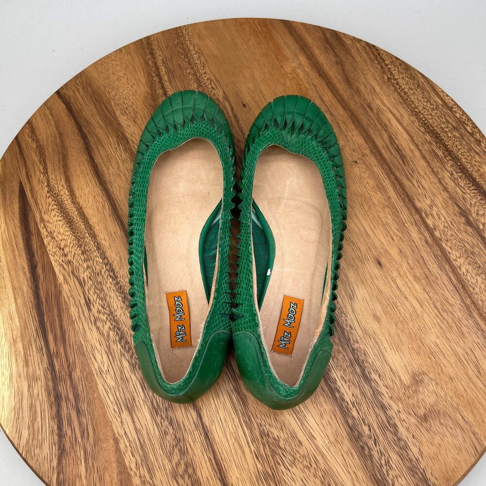 Miz Mooz Damen Twist Flats Womens Size 7.5 Green Leather Casual Slip On Shoes - Picture 5 of 9